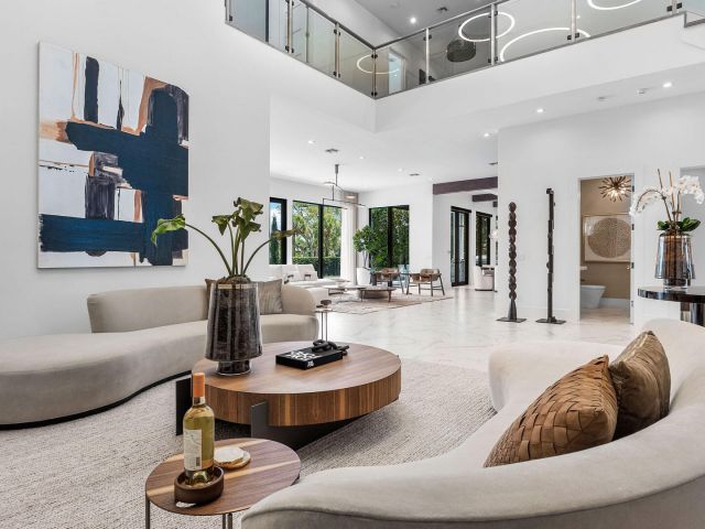 Home for sale at 1576 Thatch Palm Drive - photo 6226768