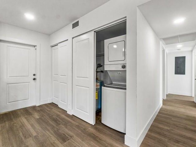 Home for rent at 4400 Greenwood Avenue - photo 5983449