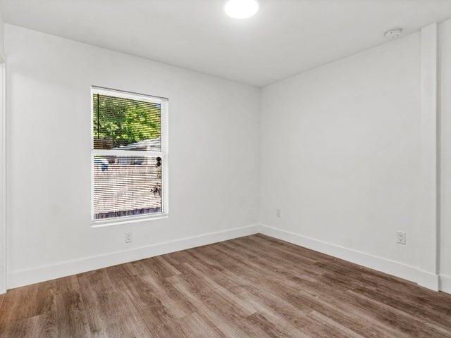 Home for rent at 4400 Greenwood Avenue - photo 6291406