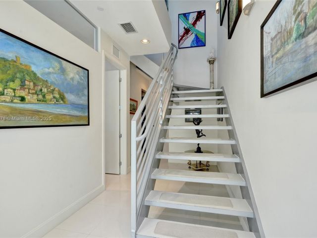 Home for sale at 2725 NE 1st St - photo 5965446