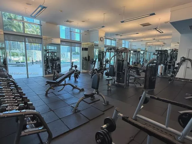 2-bedroom condo for sale in Miami - 90 SW 3rd St 3601 - MondialRealty