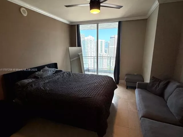 2-bedroom condo for sale in Miami - 90 SW 3rd St 3601 - MondialRealty