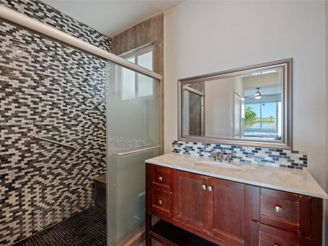 Home for sale at 7045 SW 161 PL - photo 6285319