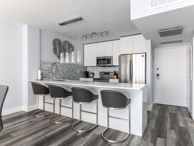 Apartment for rent  Unit #1407 - photo 5971930