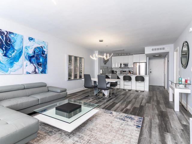 Apartment for rent  Unit #1407 - photo 5971932