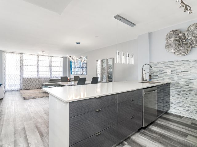 Apartment for rent  Unit #1407 - photo 5971934