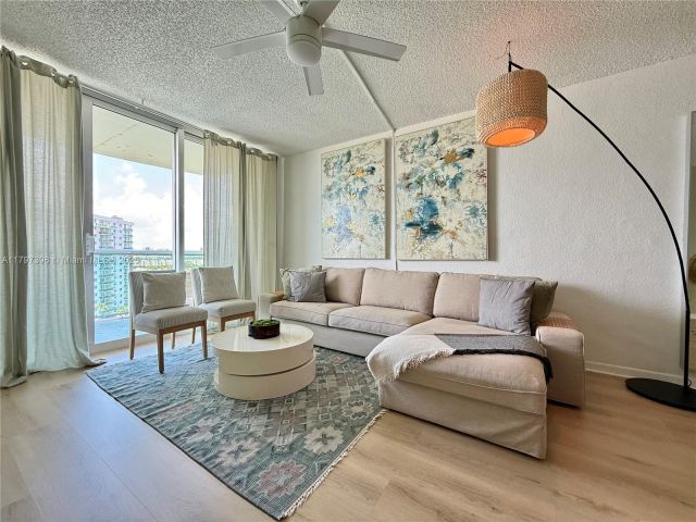 Apartment for rent  Unit #1214 - photo 5972772