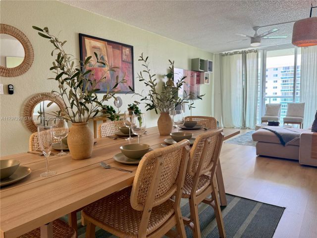 Apartment for rent  Unit #1214 - photo 5972775