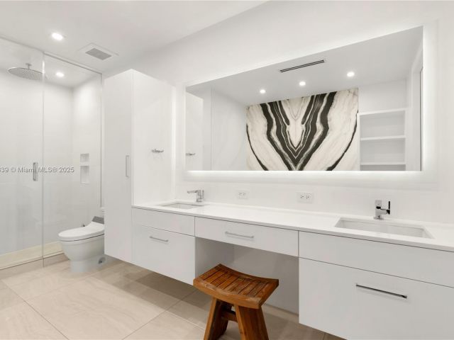 Apartment for sale  Unit #903 - photo 5970484