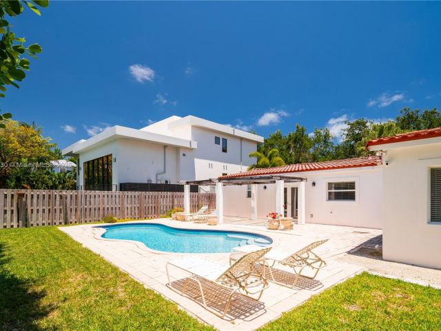 Home for sale at 310 Woodcrest Rd - photo 5969559