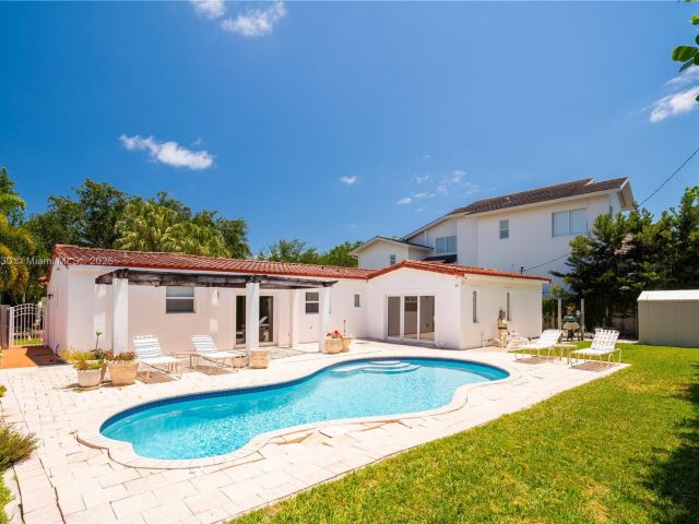 Home for sale at 310 Woodcrest Rd - photo 5969560