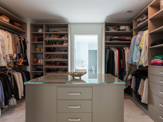 Apartment for rent  Unit #3407 - photo 5976258