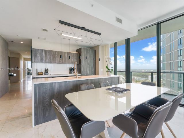 Apartment for rent  Unit #3407 - photo 5976266