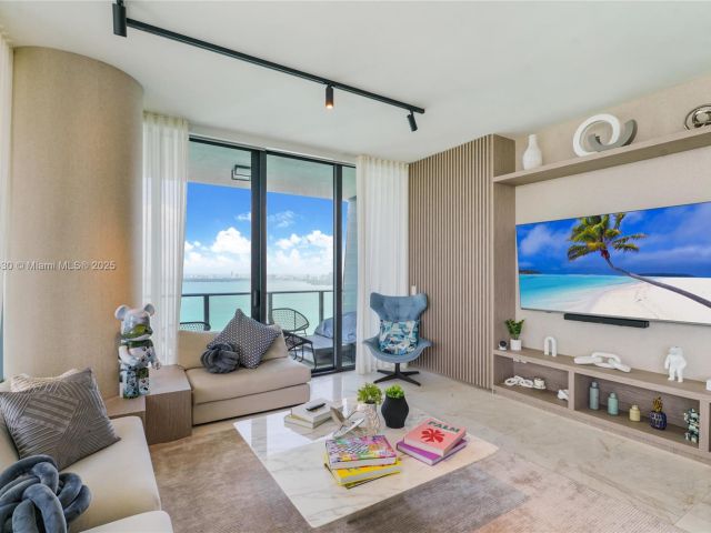 Apartment for rent  Unit #3407 - photo 5976269