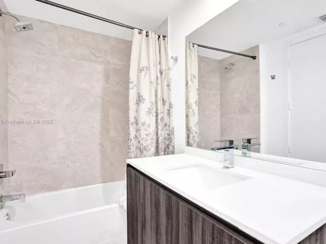 Apartment for sale  Unit #208 - photo 5973513