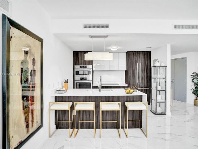 Apartment for sale  Unit #208 - photo 5973508