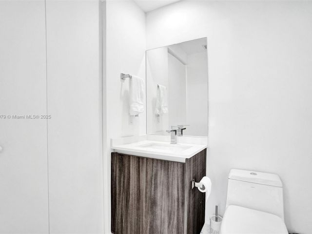 Apartment for sale  Unit #208 - photo 5973518