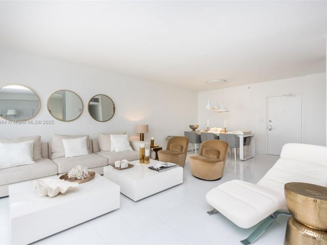 Apartment for rent  Unit #706 - photo 5970289