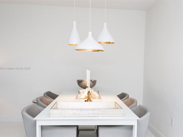 Apartment for rent  Unit #706 - photo 5970293