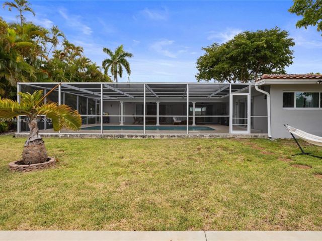 Home for rent at 608 1st Key Dr - photo 5970926