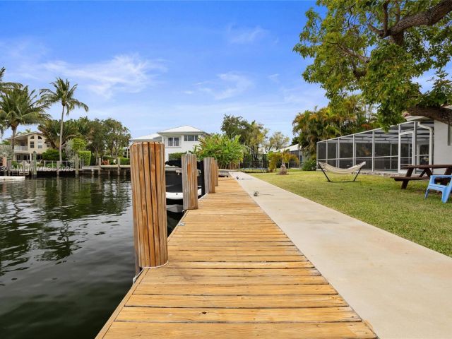 Home for rent at 608 1st Key Dr - photo 5970928