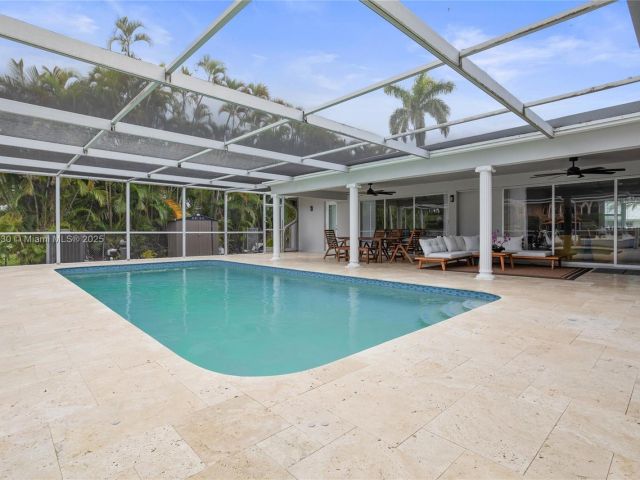 Home for rent at 608 1st Key Dr - photo 5970930