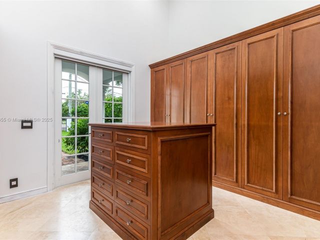 Home for rent at 1309 Middle River Dr - photo 6054222