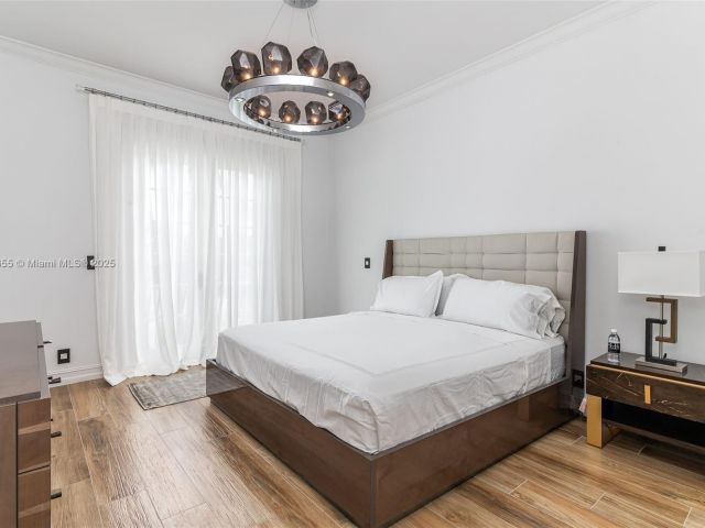 Home for rent at 1309 Middle River Dr - photo 6054223