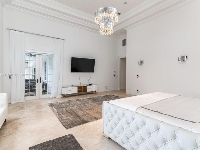 Home for rent at 1309 Middle River Dr - photo 6054227