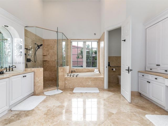 Home for rent at 1309 Middle River Dr - photo 6054228