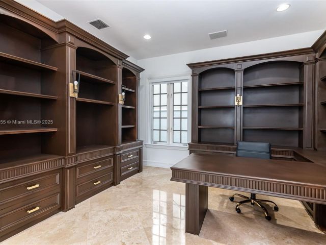 Home for rent at 1309 Middle River Dr - photo 6054232