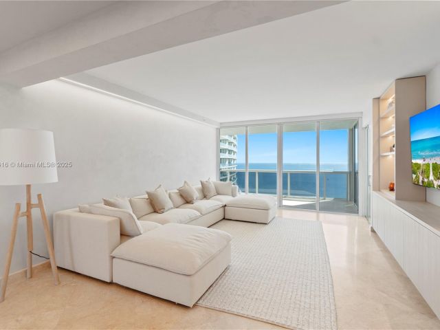 Apartment for sale  Unit #3307 - photo 6027398