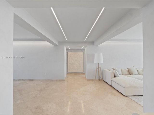 Apartment for sale  Unit #3307 - photo 6027401