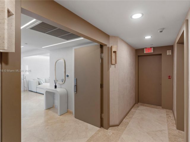 Apartment for sale  Unit #3307 - photo 6027404