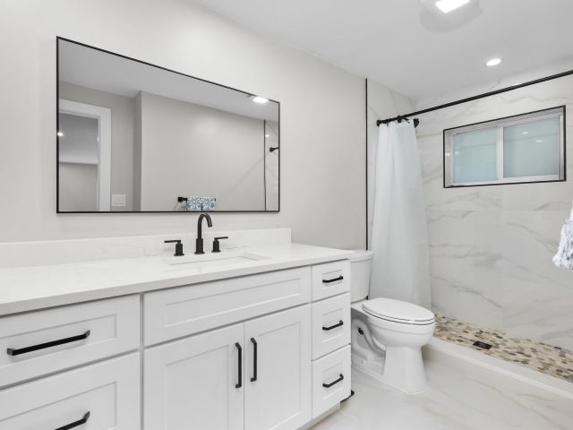 Home for sale at 2500 NE 23rd Street - photo 5980639