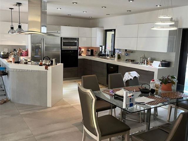 Home for rent at 20375 NE 22nd Pl - photo 5971473