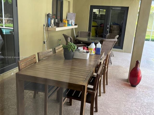 Home for rent at 20375 NE 22nd Pl - photo 5971479