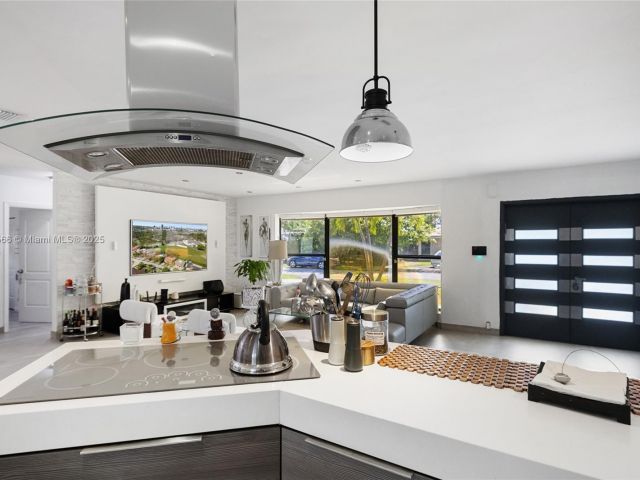 Home for rent at 20375 NE 22nd Pl - photo 6208790