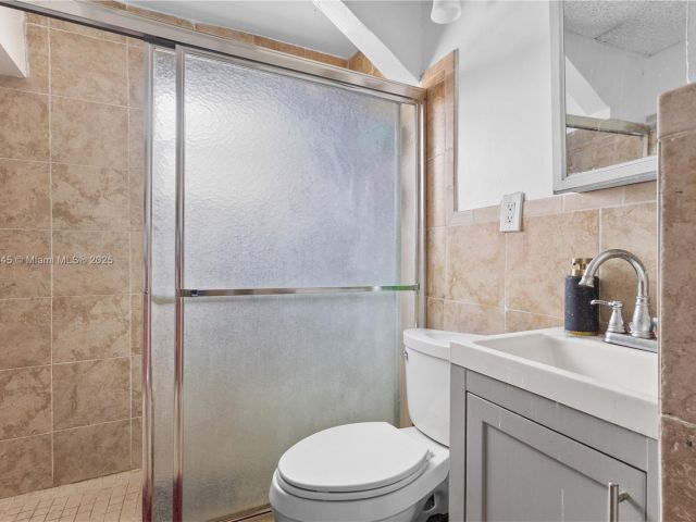 Home for sale at 34 NW 34th Ter - photo 5987218