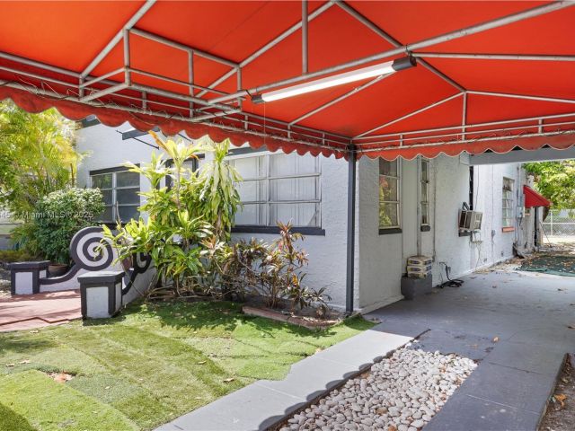 Home for sale at 34 NW 34th Ter - photo 5987226