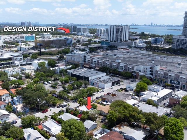 Home for sale at 34 NW 34th Ter - photo 5987233