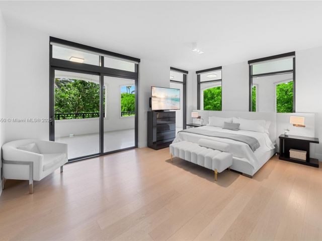 Apartment for sale  Unit #7025 - photo 5975653