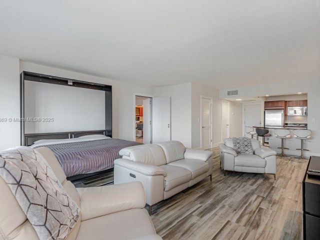 Apartment for sale  Unit #1532 - photo 6029054