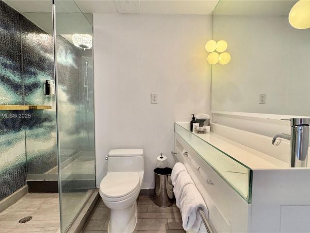 Apartment for sale  Unit #812 - photo 5974192