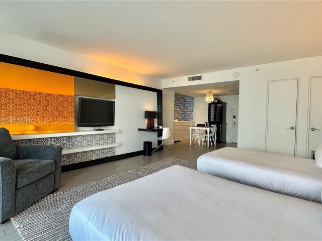 Apartment for sale  Unit #812 - photo 5974195