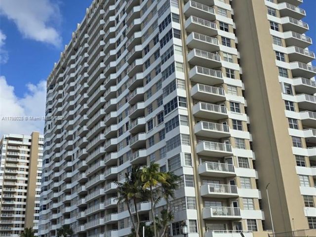 Apartment for sale  Unit #21D - photo 5973616