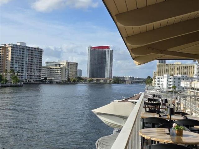 Apartment for sale  Unit #21D - photo 6131835