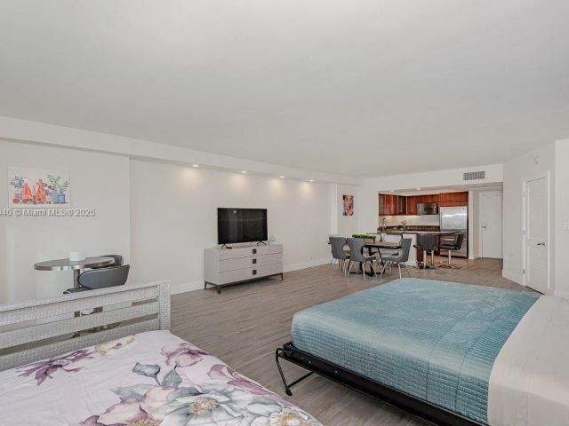 Apartment for sale  Unit #1531 - photo 5974307