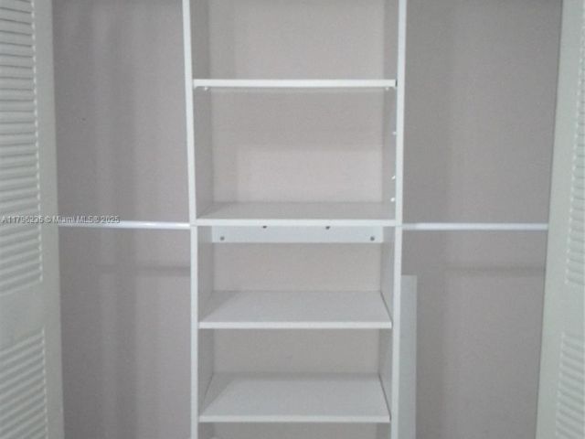 Home for rent at 11795 SW 18th St 3-31 - photo 5973109