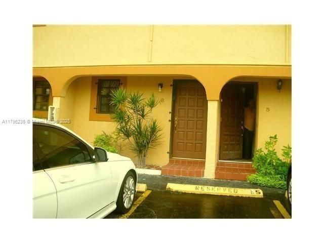 Home for rent at 11795 SW 18th St 3-31 - photo 5973117